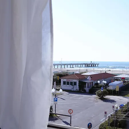 Otel Mirage 3*