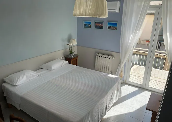 Mirage Готель 3*