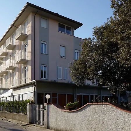 Mirage Hotel Marina di Pietrasanta